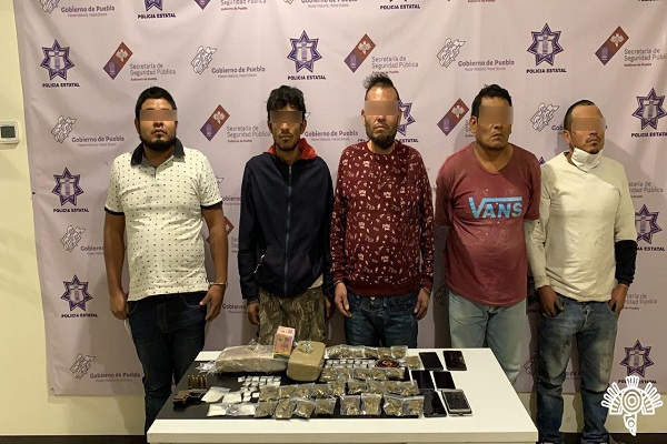SSP Puebla detiene a cinco vendedores de drogas de la banda de “El Babas”