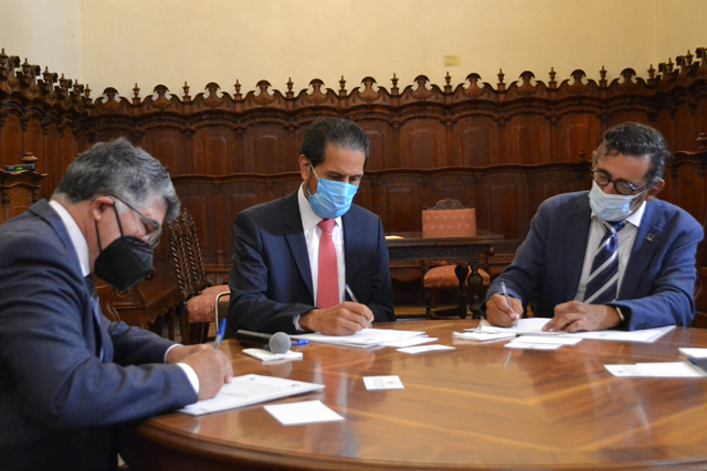 BUAP firma convenio de colaboración con la Canacintra