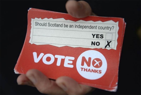 Sondeo en Escocia da victoria al “no” con 54% de los votos