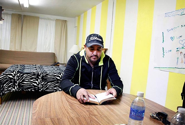 Mexicano vivió nueve meses en un sotano por miedo a la deportación