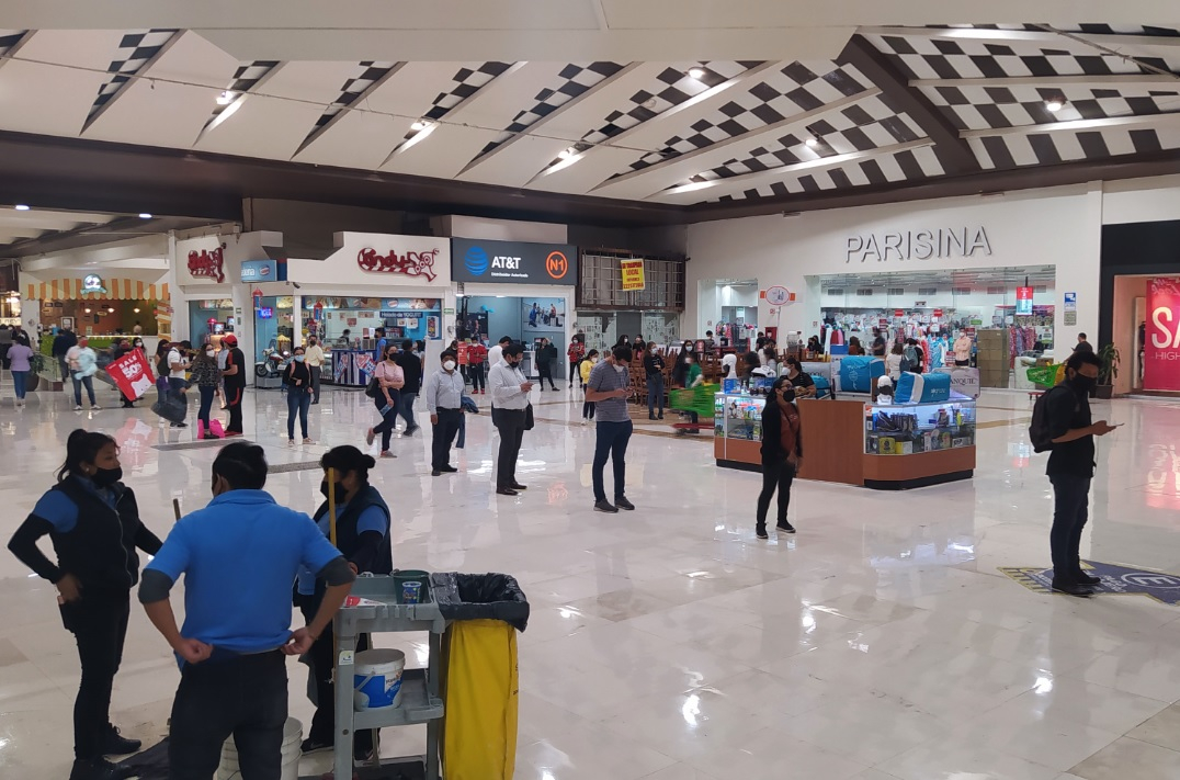 Prevén recuperación de centros comerciales poblanos en 5 meses más por pandemia