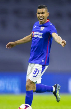 Orbelín Pineda forza su salida de Cruz Azul; quiere jugar en Europa
