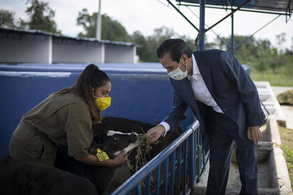La FMVZ optimiza sus actividades académicas con mejoras en su infraestructura: rector de la BUAP