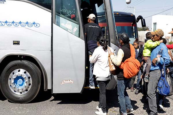 A la semana regresaron 238 poblanos de Estados Unidos durante 2019