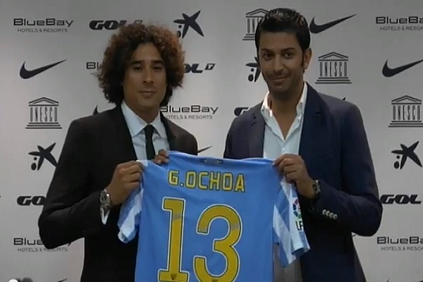 VIDEO: Memo Ochoa se presentó en Málaga, portará el 13