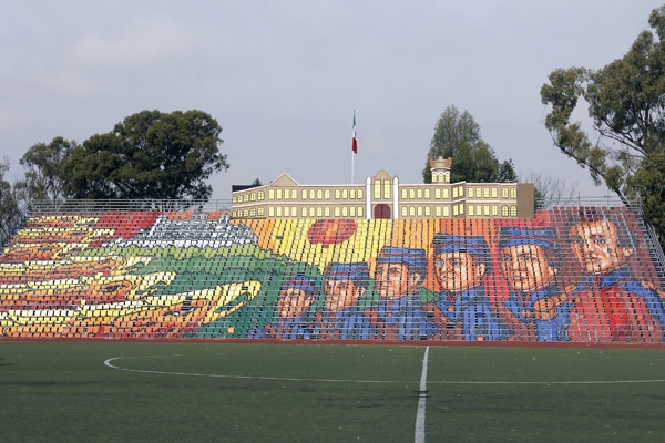 FOTOS: Alumnos del CENHCH  conmemoran a los Niños Héroes