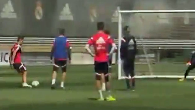 VIDEO: Chicharito se luce con anotación de penal a lo Panenka