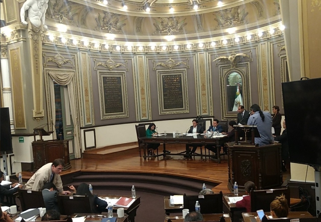 Abrogan Ley Bala en Puebla, la primera acción del Congreso dominado por Morena