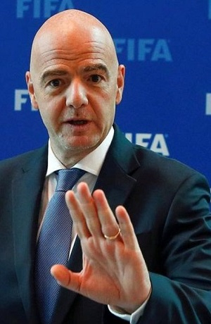 Gianni Infantino, presidente de la FIFA, dio positivo a COVID-19