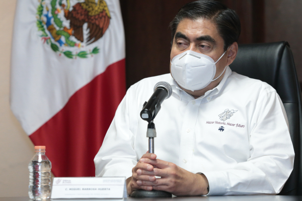 Hay que redoblar las medidas para reducir contagios de COVID: Barbosa