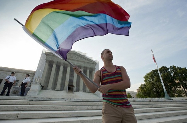 Corte de EU discute matrimonio gay en todo el país