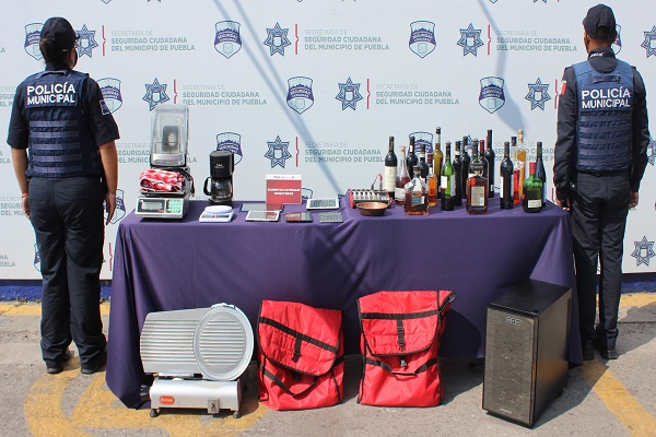 Policía de Puebla localiza mercancía robada en restaurante de la Avenida Juárez