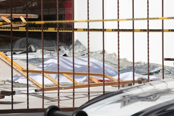 VIDEO: Muere albañil tras caer mientras pintaba iglesia de Santa Cruz Buenavista
