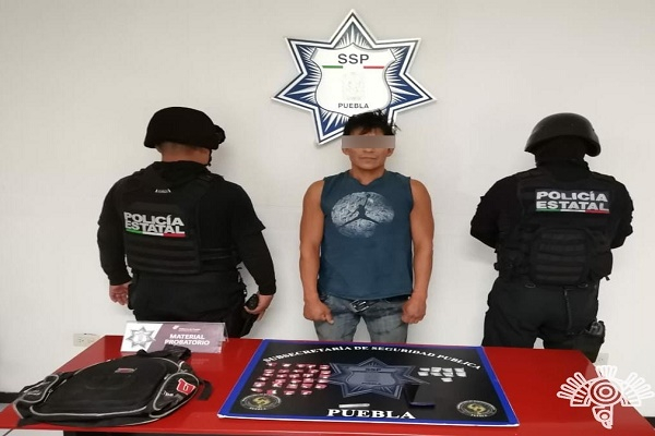 SSP Puebla detiene a narcomenudista con más de 50 dosis de droga