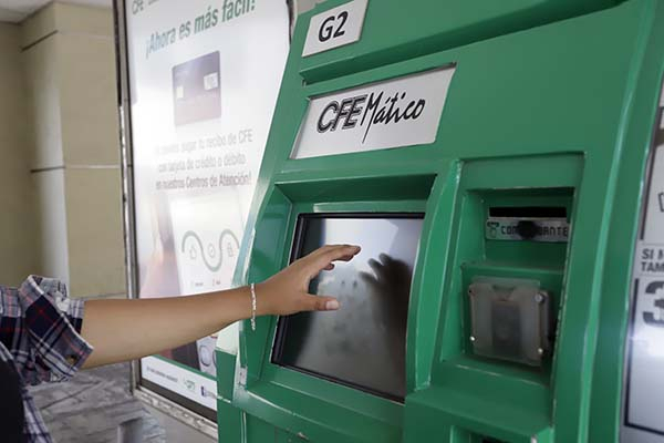 CFE bajó el switch a 39 mil poblanos: tuvieron que pagar adeudos y reconexión