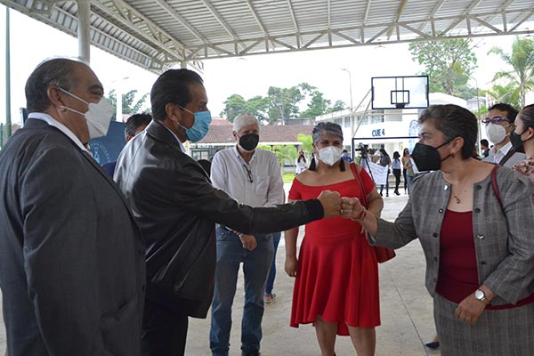 Fortalece BUAP infraestructura educativa al interior del estado