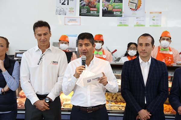Alcalde de Puebla inaugura la primera tienda “Mercado Bachoco” en el país