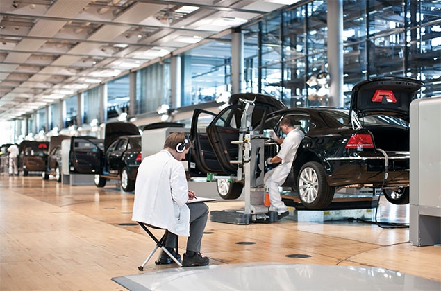 Ingenieros de VW admiten responsabilidad en software trucado