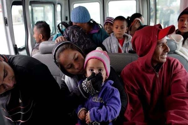 A la semana regresaron 231 poblanos de Estados Unidos