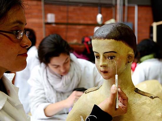 INAH restaura piezas religiosas para la Semana Santa