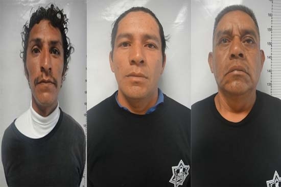 Detienen a tres sujetos que pedía dinero disfrazados de policías auxiliares de Puebla