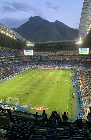 Estadios de Nuevo León reducen aforo por alza de contagios COVID