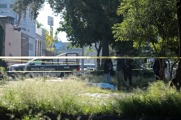 Muere hombre en el Parque de las Letras del barrio de Los Remedios