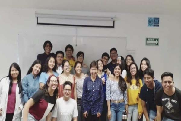 Dra. Lilia Cedillo ha impartido clases a más de 10 mil estudiantes en casi 4 décadas