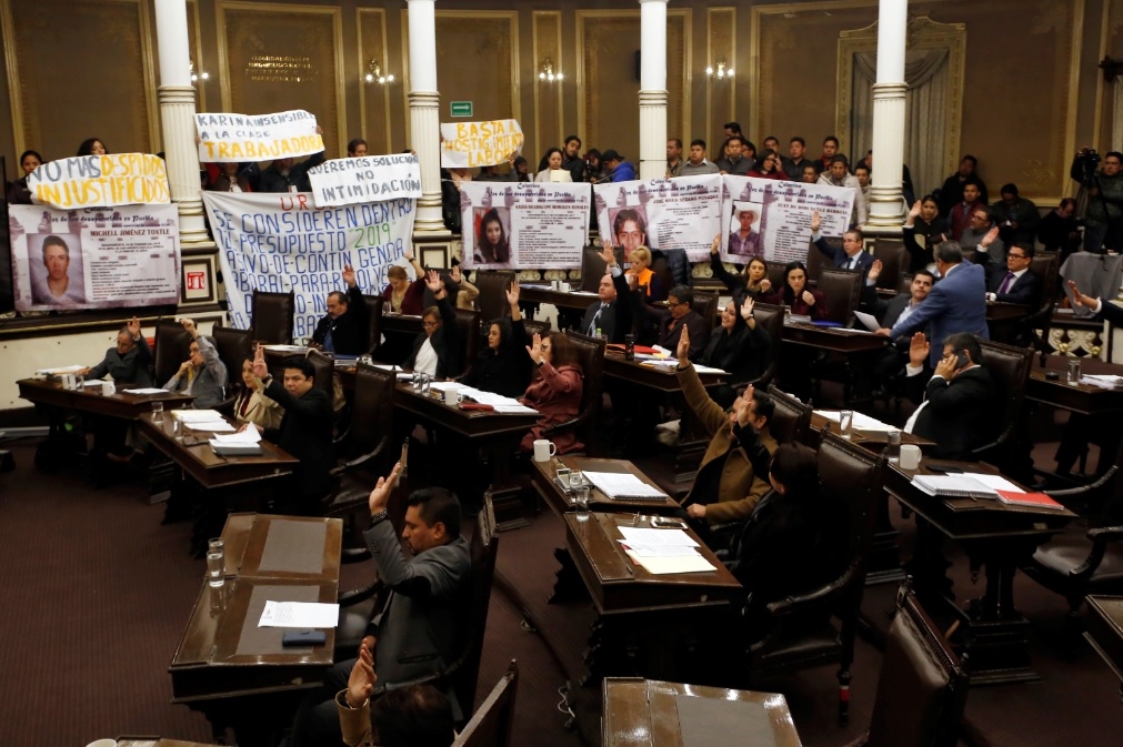 Morena llamará a CNDH, notarios y seguridad pública para vigilar sesiones del Congreso de Puebla
