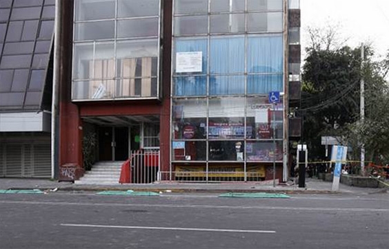 FOTOS: Edificio en el DF se hunde 40 cm; fue desalojado