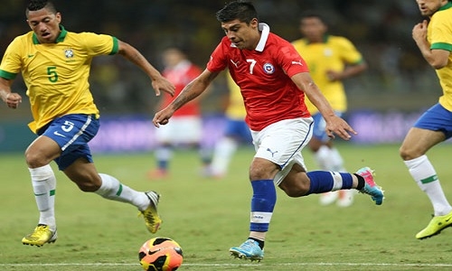 Brasil enfrenta a Chile en el inicio de octavos de final