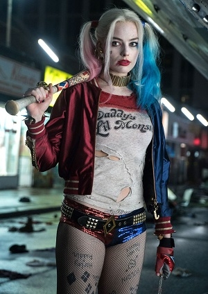 FOTOS: Hackean a “Harley Quinn”, filtran sus momentos íntimos