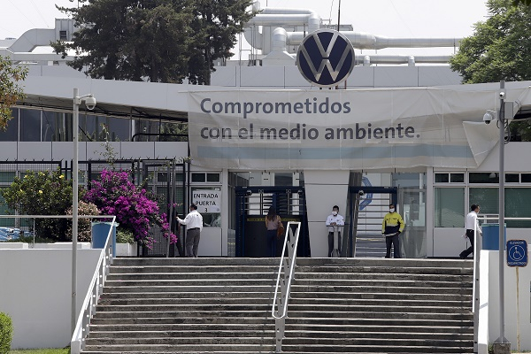 VW y Audi frenan producción por escasez de gas natural