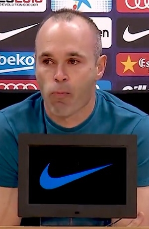 Adiós a Iniesta; anunció su salida del Barcelona