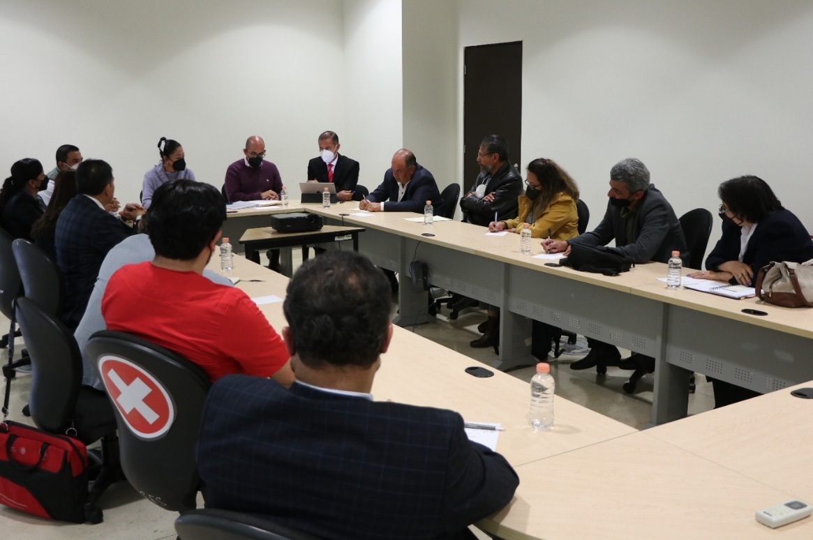 Por incumplir norma, en vilo titulación de más de 3 mil alumnos de escuelas privadas de Puebla