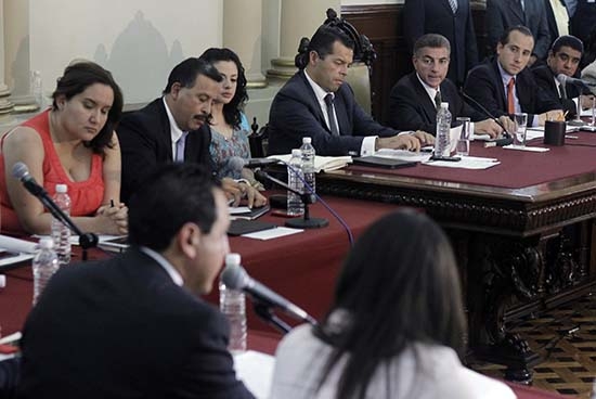 Cabildo de Puebla aprueba Entrega-Recepción de Eduardo Rivera