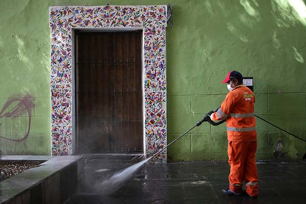 “Naranjitas” y demás trabajadores de limpia logran 4.1% de aumento salarial