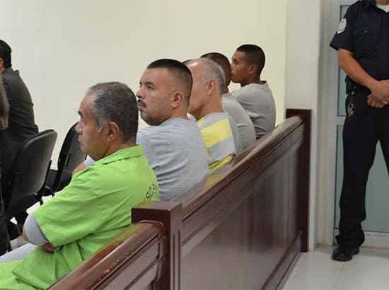 Dictan casi 700 años de prisión a feminicidas en Chihuahua