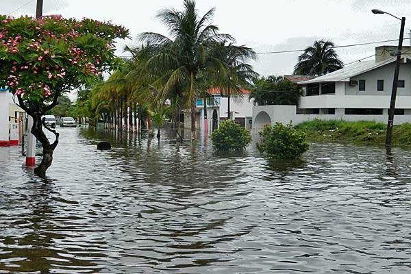 Veracruz, también bajo el agua por intensas precipitaciones