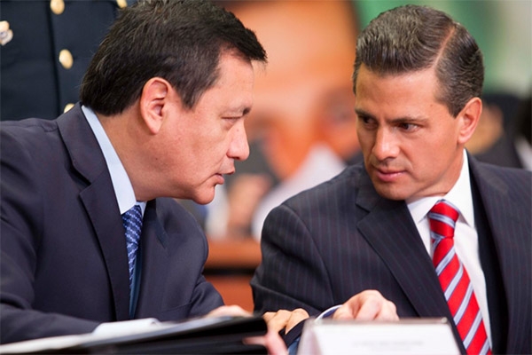 Osorio Chong presentó su renuncia pero EPN la rechazó, revelan