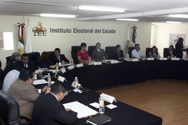 IEE se deslinda de Cánovas