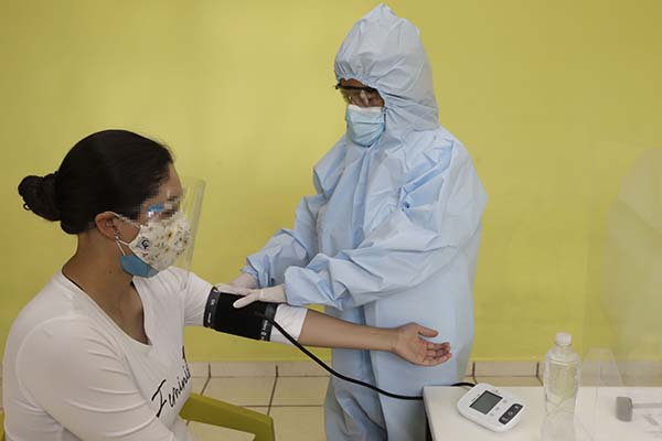 Suma Puebla 64 personas con trasplantes contagiadas de COVID-19