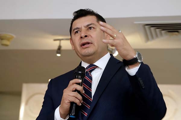 INE declara improcedentes medidas cautelares contra Armenta