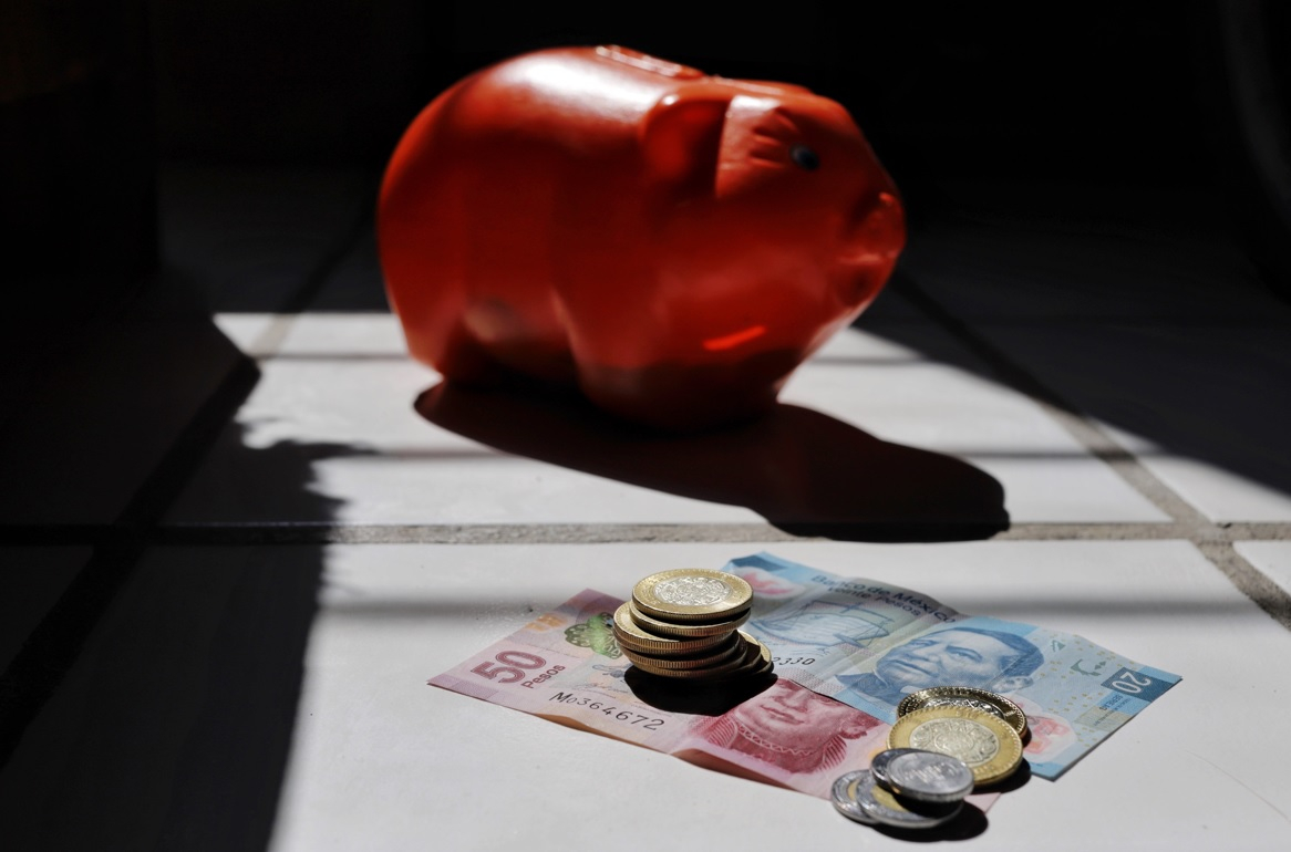 Checa tu Afore, se redujeron montos del ahorro