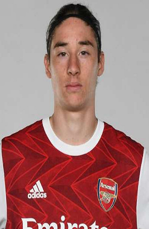 Marcelo Flores, futbolista mexicano, entrenó con el primer equipo del Arsenal