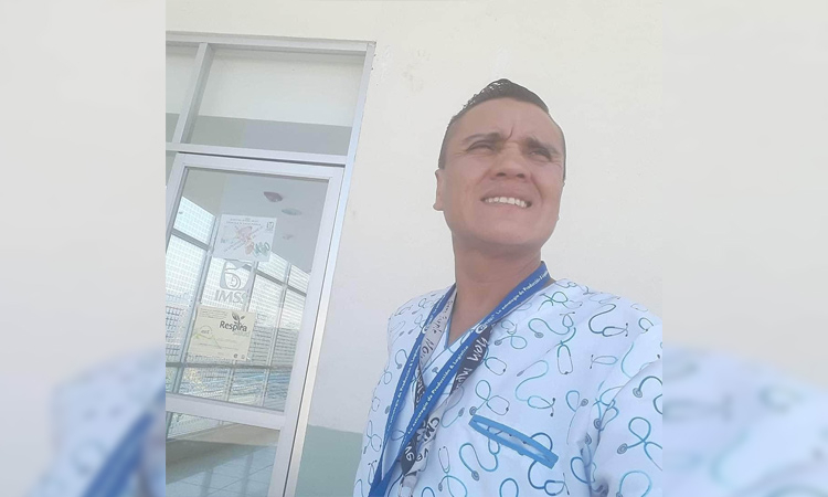 Muere por COVID médico poblano que donó más de 5 mil caretas para personal de salud