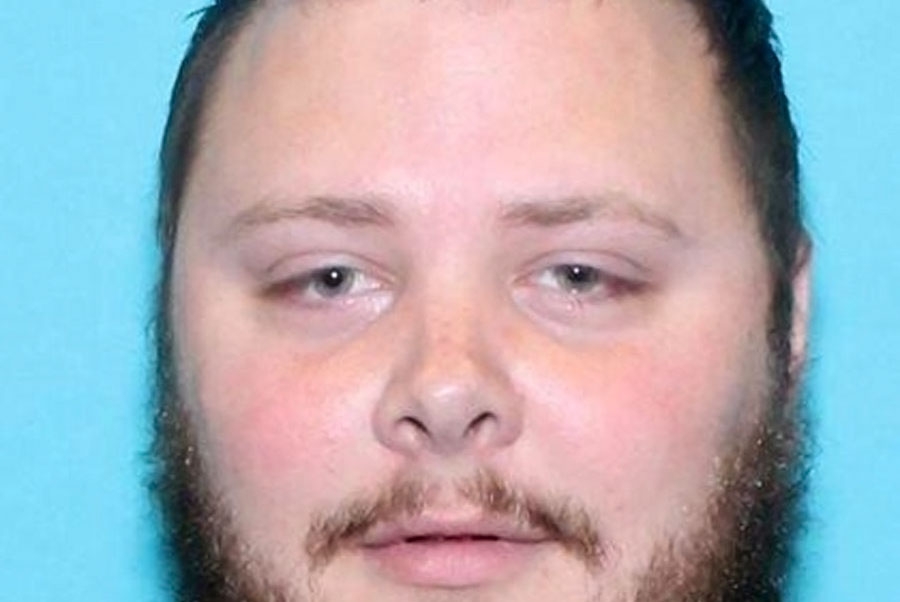 Civil armado persiguió y enfrentó al tirador en iglesia de Texas