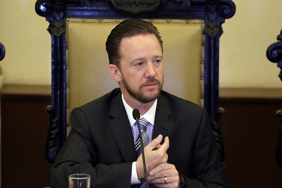 Gali ofrece hasta 100 mdp para seguridad en la capital: Banck