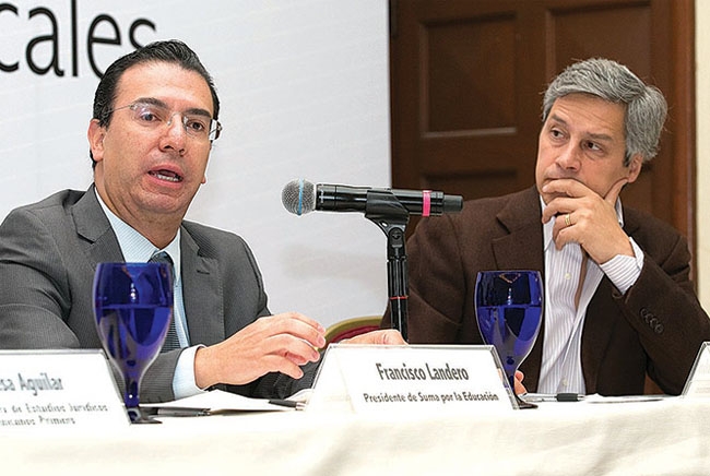 Puebla cumplió con excelencia en reforma educativa: Claudio X. González