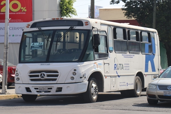 Hieren con navaja a chofer de alimentadora de RUTA en Plaza Loreto